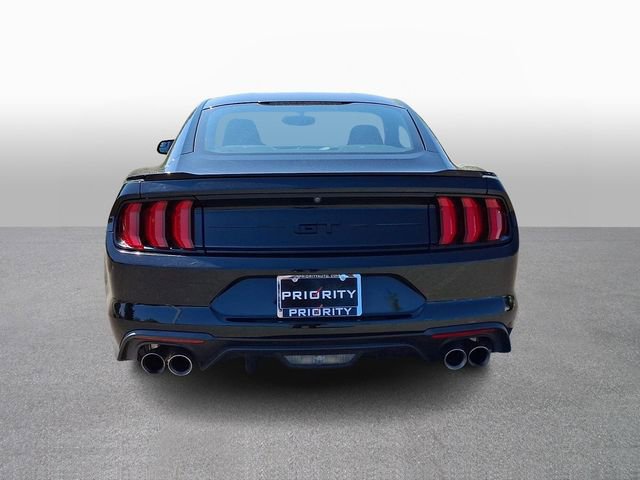 Used 2018 Ford Mustang GT w/ Black Accent Package RWD image 5