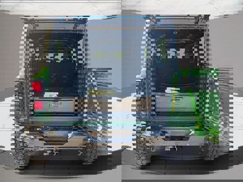 Used 2022 Ford Bronco Raptor image 4