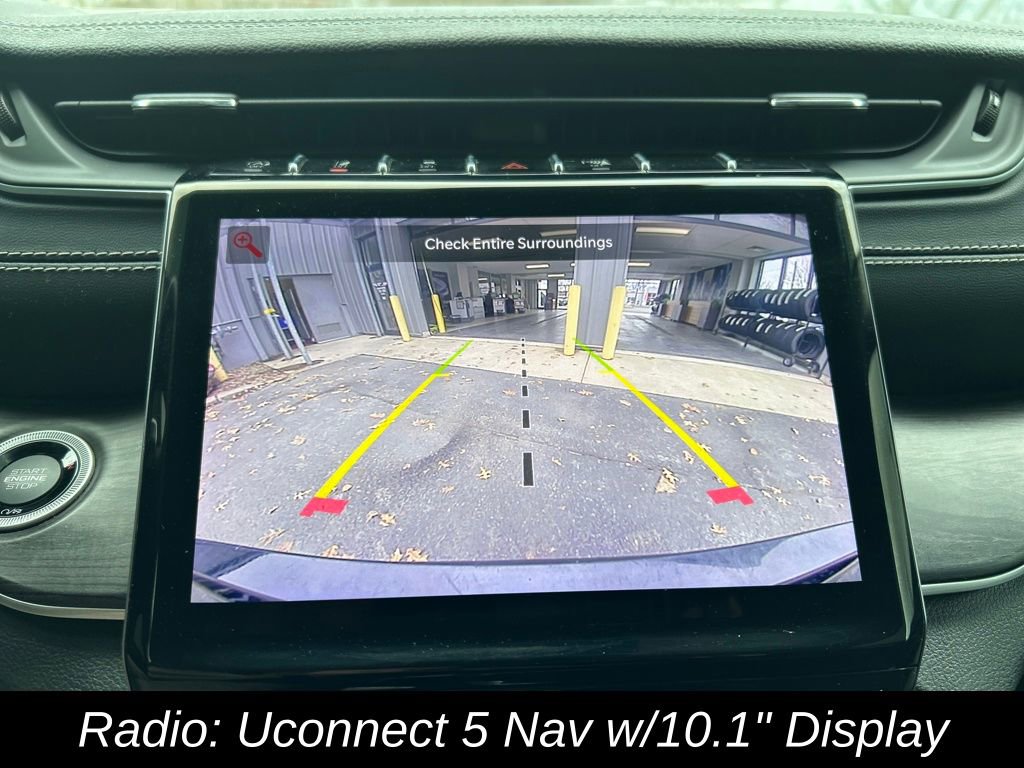 Used 2023 Jeep Grand Cherokee L Limited w/ Black Appearance Package image 22