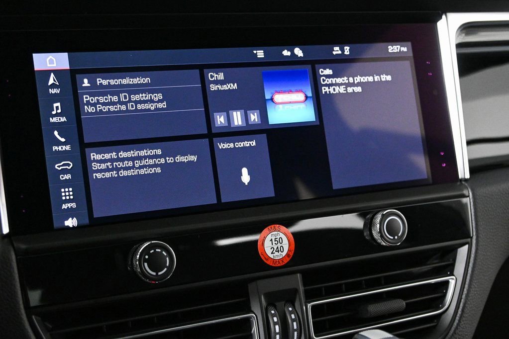Certified 2026 Porsche Macan AWD/4WD image 13