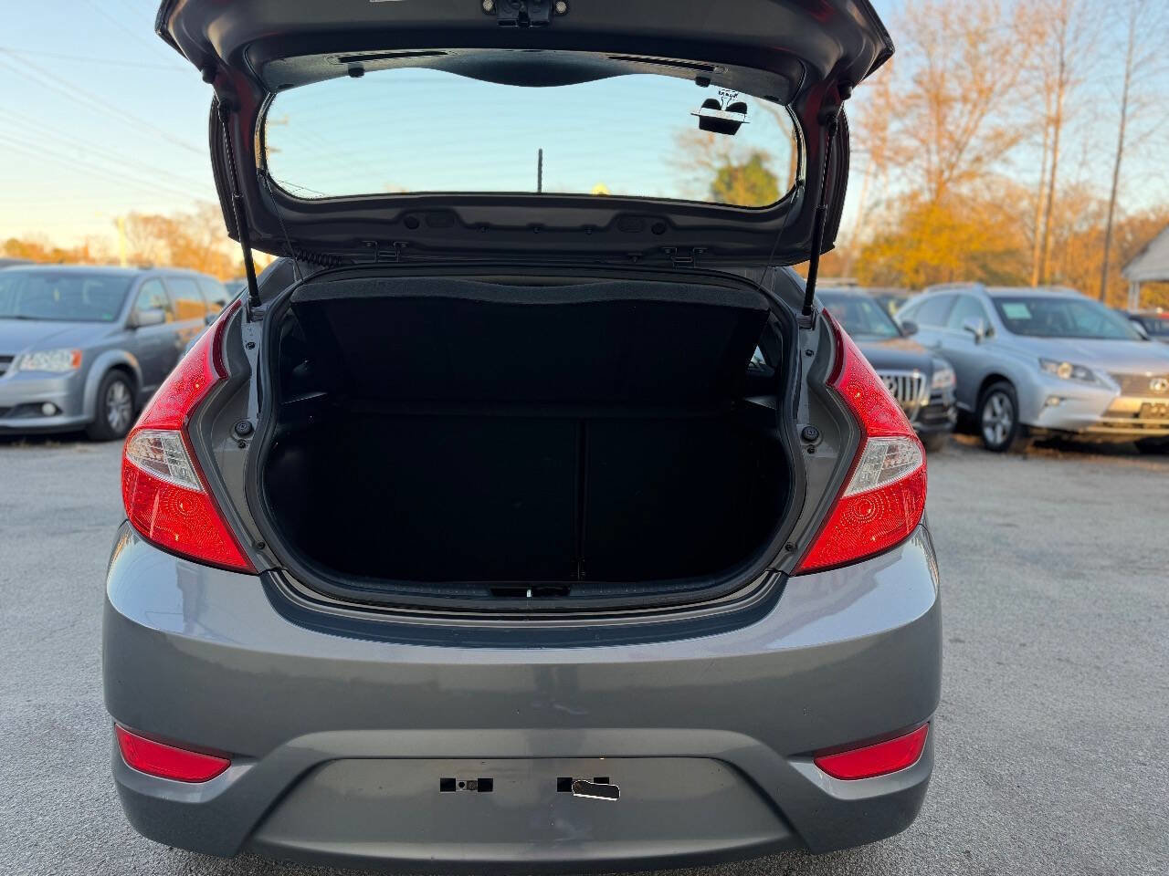 Used 2015 Hyundai Accent GS image 7