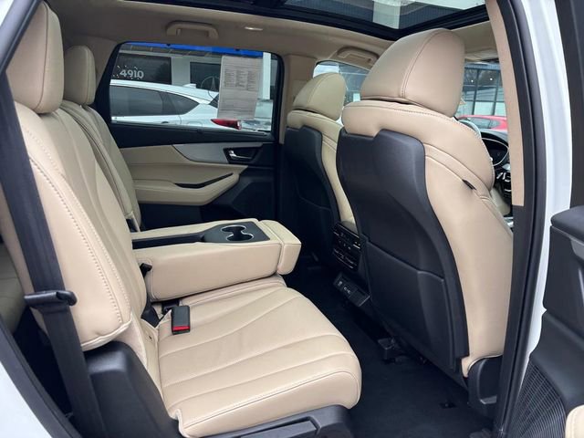 Used 2023 Acura MDX SH-AWD w/ Technology Package image 13