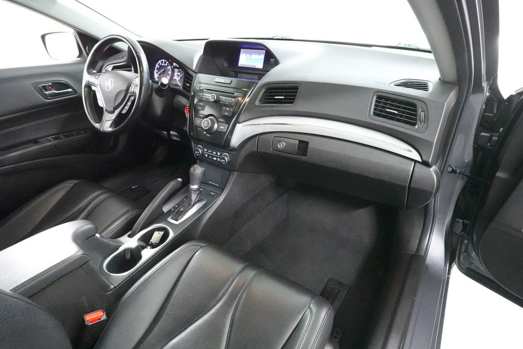 Used 2019 Acura ILX FWD image 32