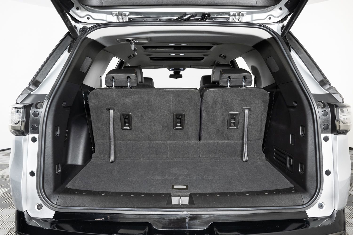 Used 2020 Chevrolet Traverse Premier w/ Redline Edition image 20