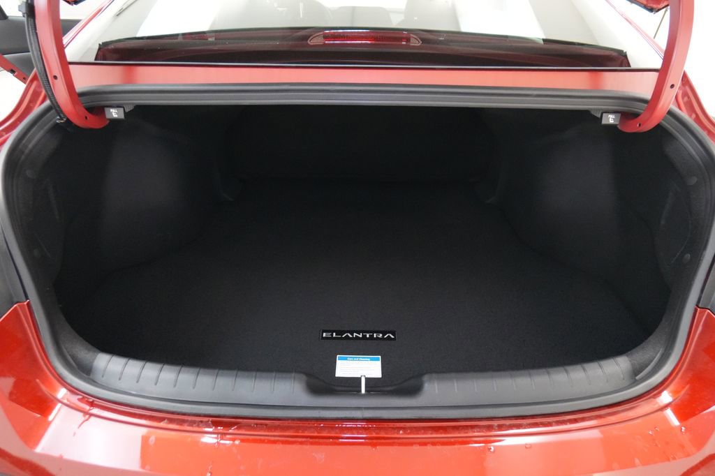 New 2026 Hyundai Elantra Sport image 19