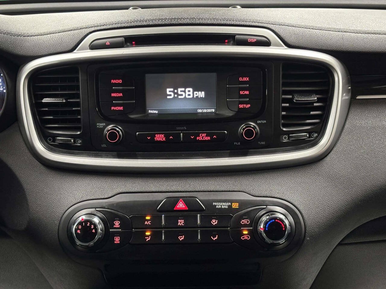 Used 2017 Kia Sorento LX FWD image 27