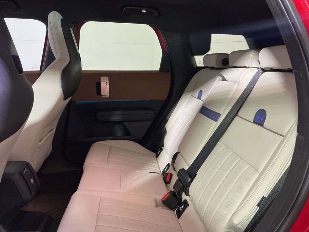 Certified 2025 MINI Cooper Countryman S AWD/4WD image 22