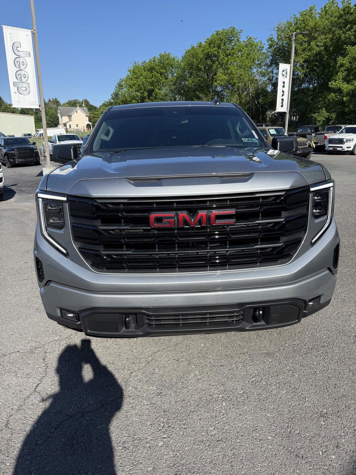 Used 2026 GMC Sierra 1500 Elevation AWD/4WD image 2
