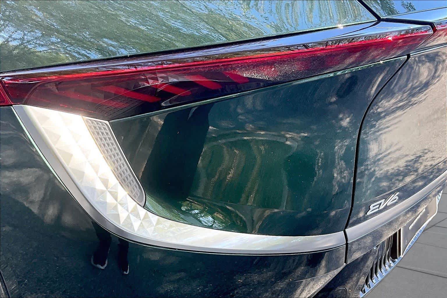 Used 2023 Kia EV6 GT-Line AWD/4WD image 28