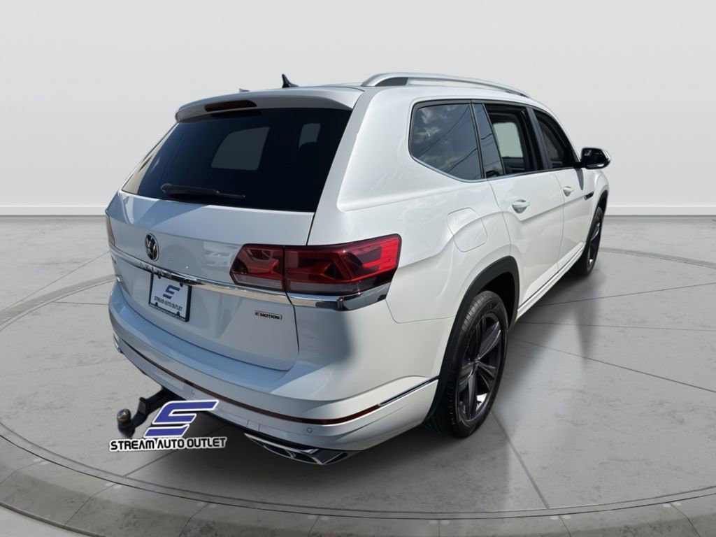 Used 2022 Volkswagen Atlas SEL R-Line image 8