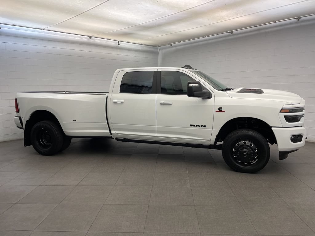 New 2026 RAM 3500 Laramie AWD/4WD image 2