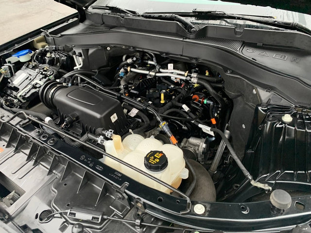 Used 2022 Ford Explorer XLT w/ Class IV Trailer Tow Package image 32