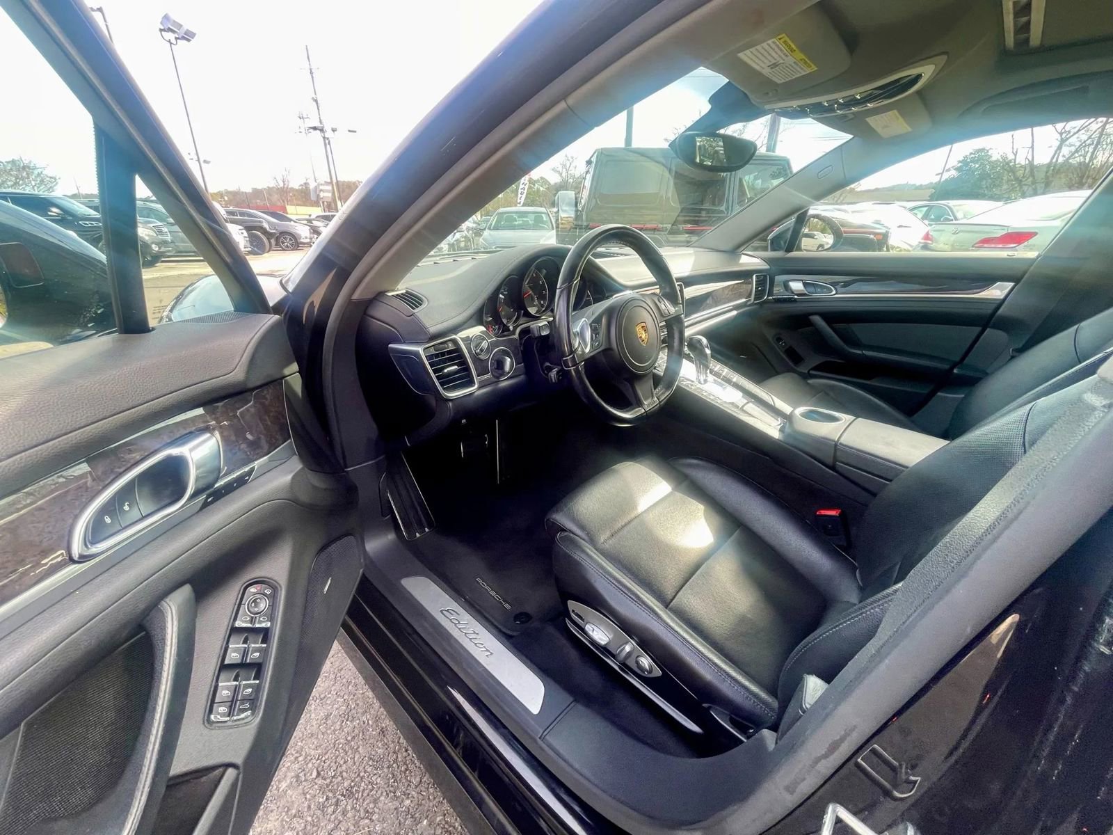 Used 2016 Porsche Panamera 4 Edition image 6