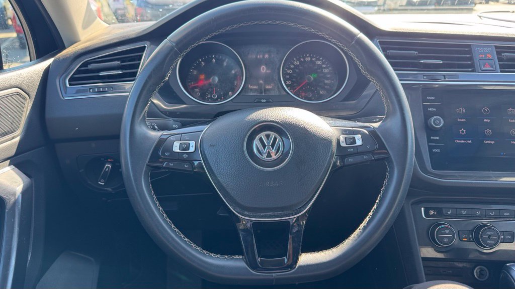 Used 2021 Volkswagen Tiguan SEL FWD image 13