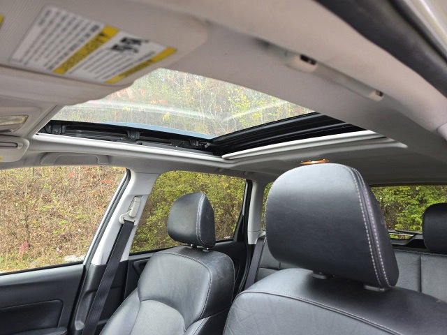 Used 2015 Subaru Forester 2.0XT Touring w/ Eyesight & Navigation System image 12