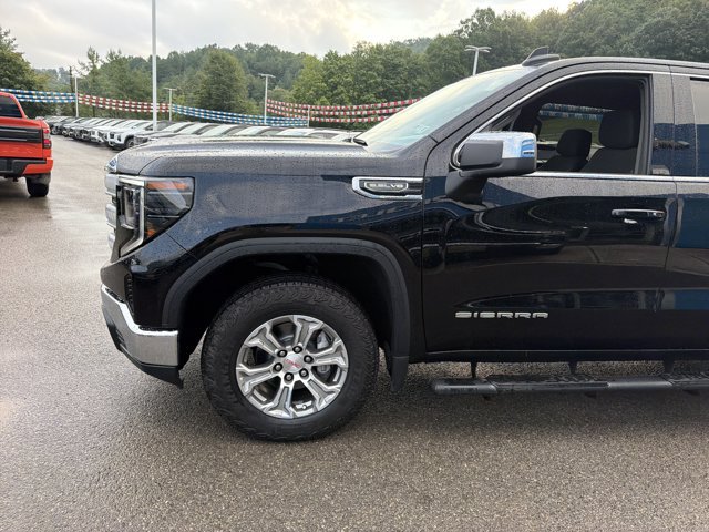 Used 2024 GMC Sierra 1500 SLE AWD/4WD image 10