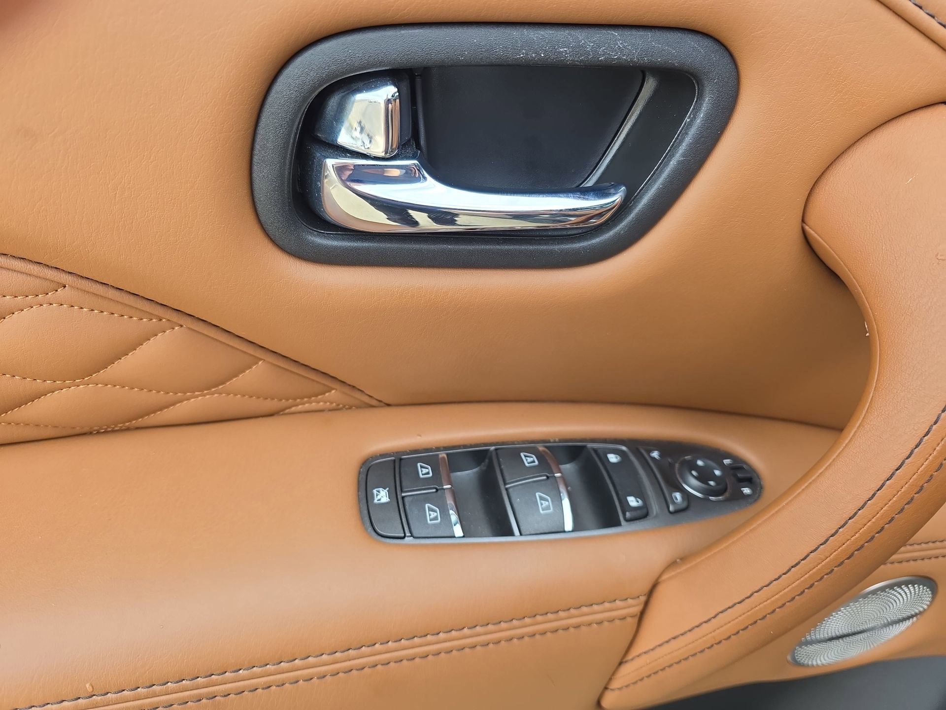 Certified 2024 INFINITI QX80 Sensory AWD/4WD image 27