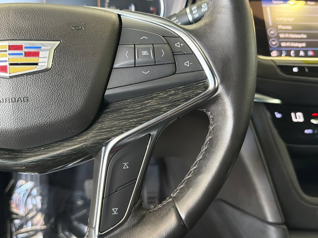 Used 2023 Cadillac XT5 Premium Luxury FWD image 25
