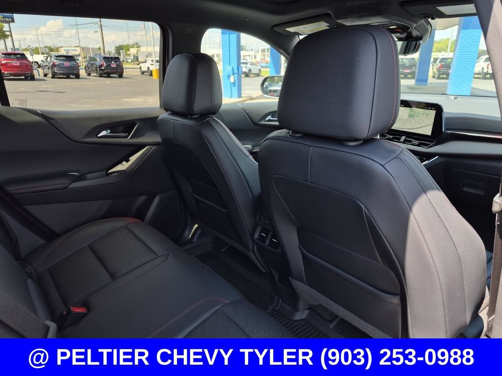 Used 2027 Chevrolet Equinox RS w/ Safety and Technology Package AWD/4WD image 18