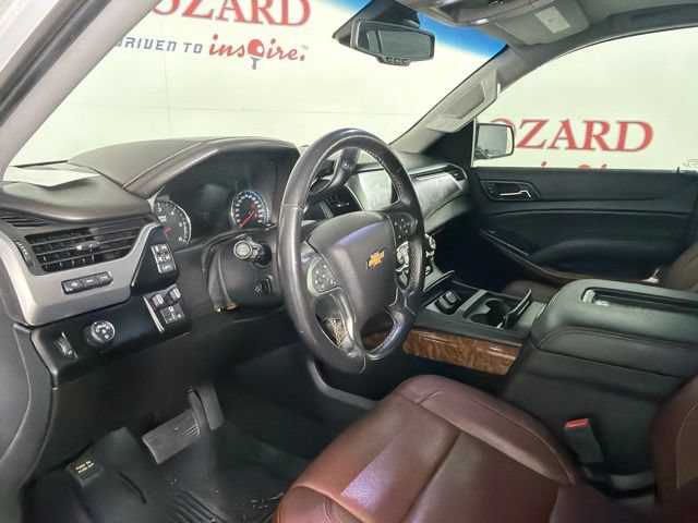 Used 2019 Chevrolet Suburban Premier w/ Premier Plus Edition RWD image 12