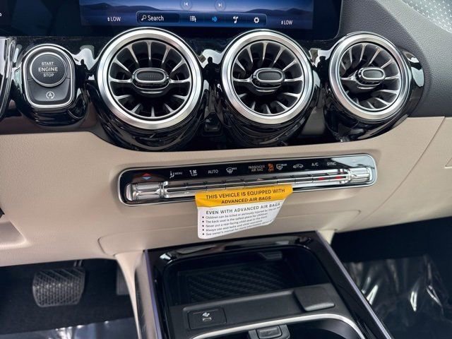 New 2025 Mercedes-Benz GLA 250 image 17