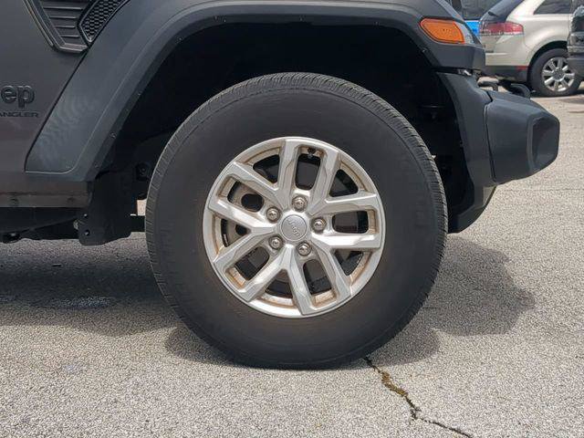Certified 2023 Jeep Wrangler Sport AWD/4WD image 11