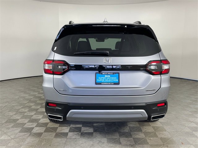 Certified 2025 Honda Pilot Touring image 26