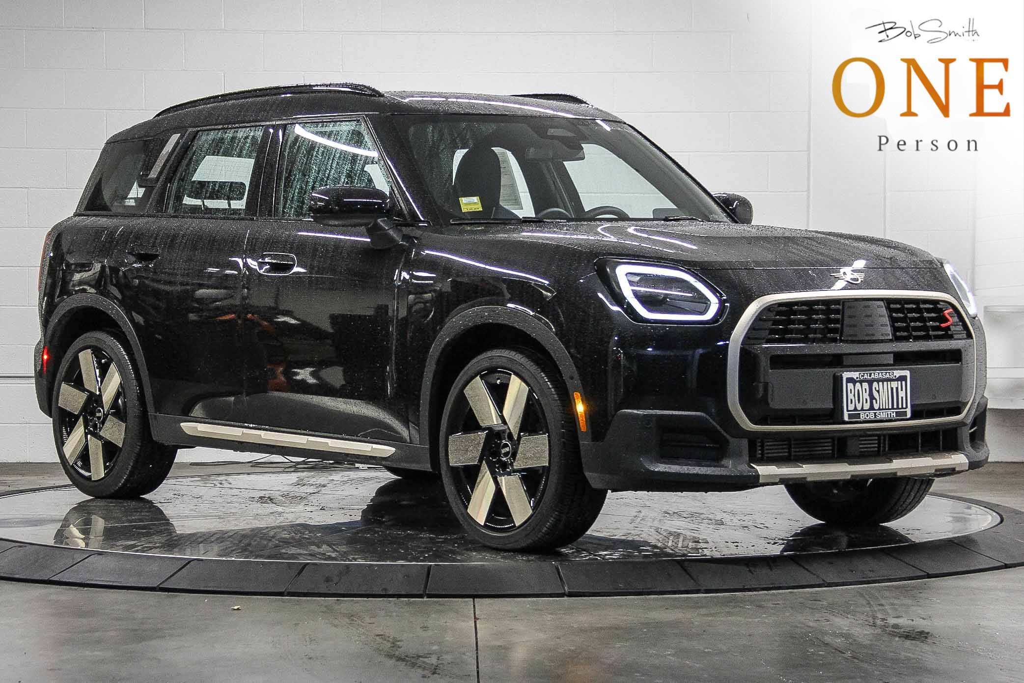 Used 2025 MINI Cooper Countryman S image 1