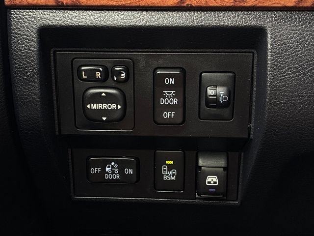 Used 2017 Toyota Tundra 1794 Edition AWD/4WD image 26