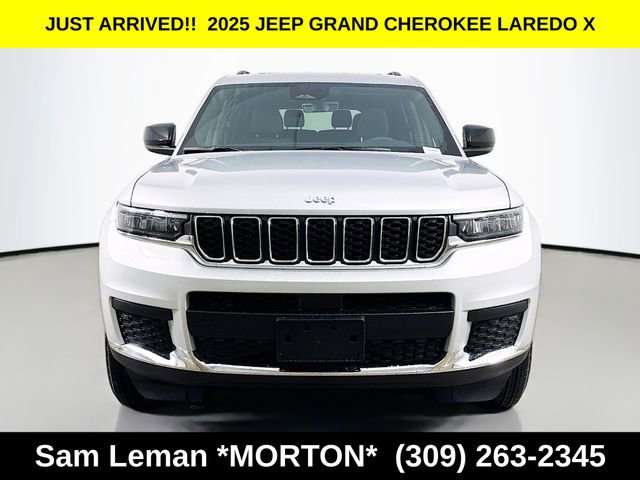 New 2025 Jeep Grand Cherokee L Laredo AWD/4WD image 2