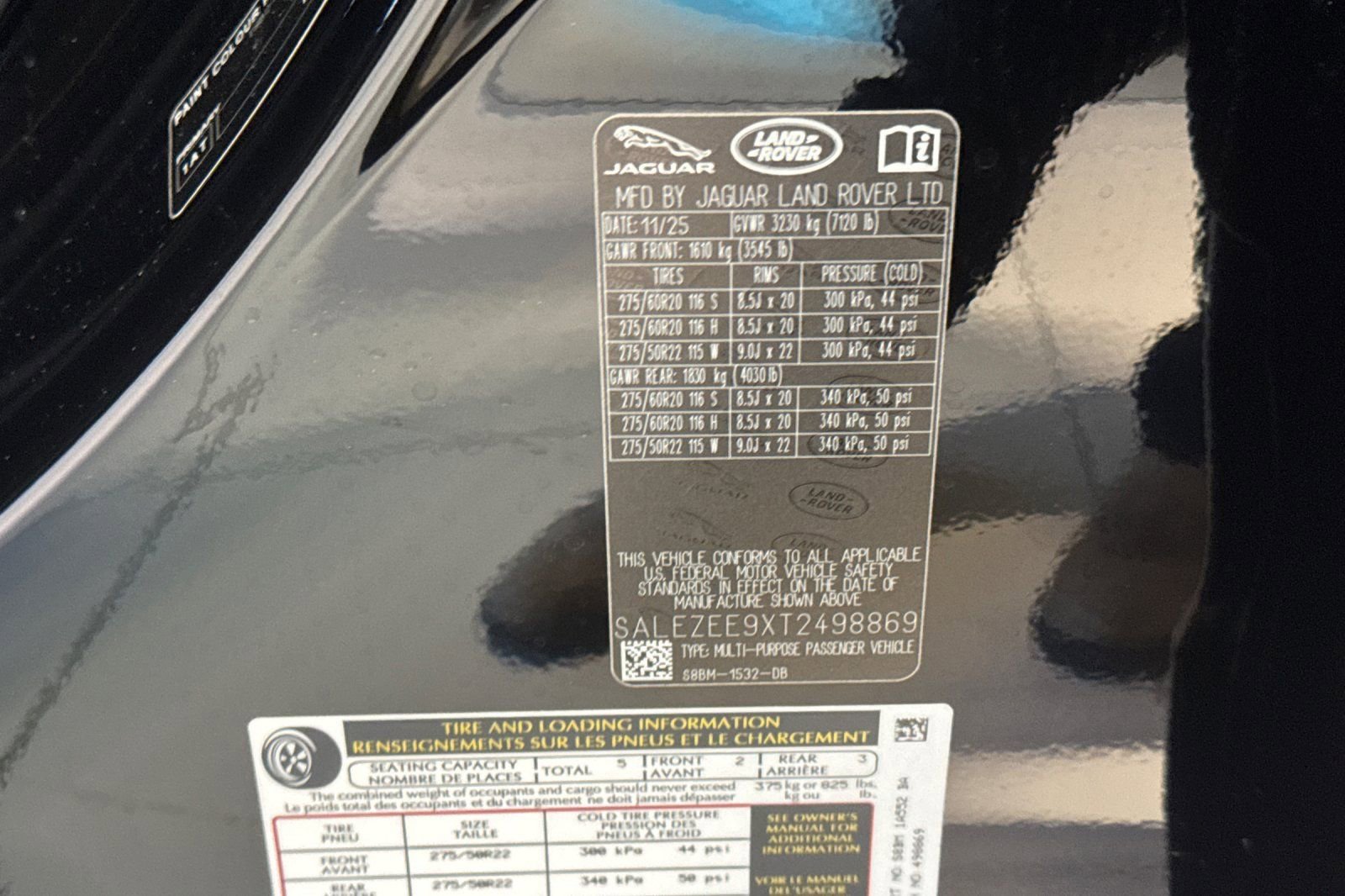 New 2026 Land Rover Defender 110 OCTA image 32