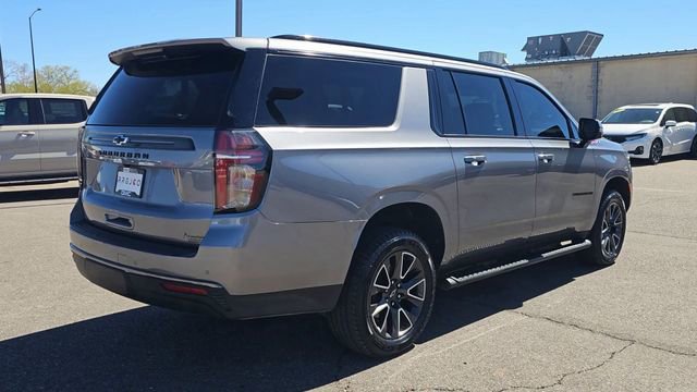 Used 2022 Chevrolet Suburban Z71 w/ Luxury Package AWD/4WD image 8