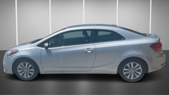 Used 2016 Kia Forte Koup EX FWD image 13