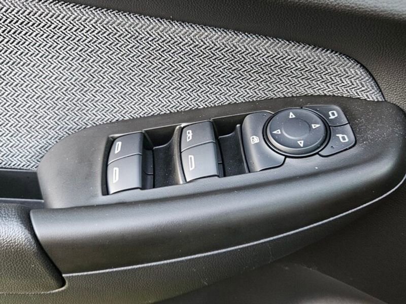 Certified 2023 Chevrolet TrailBlazer LT w/ Convenience Package image 16