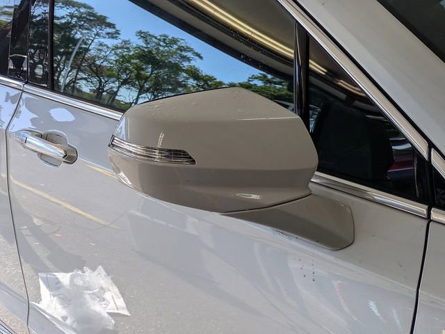 Certified 2024 Cadillac XT6 Luxury image 8