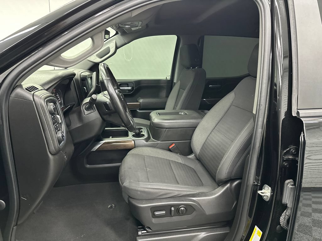 Used 2021 Chevrolet Silverado 1500 LT Trail Boss w/ Bed Protection Package AWD/4WD image 9