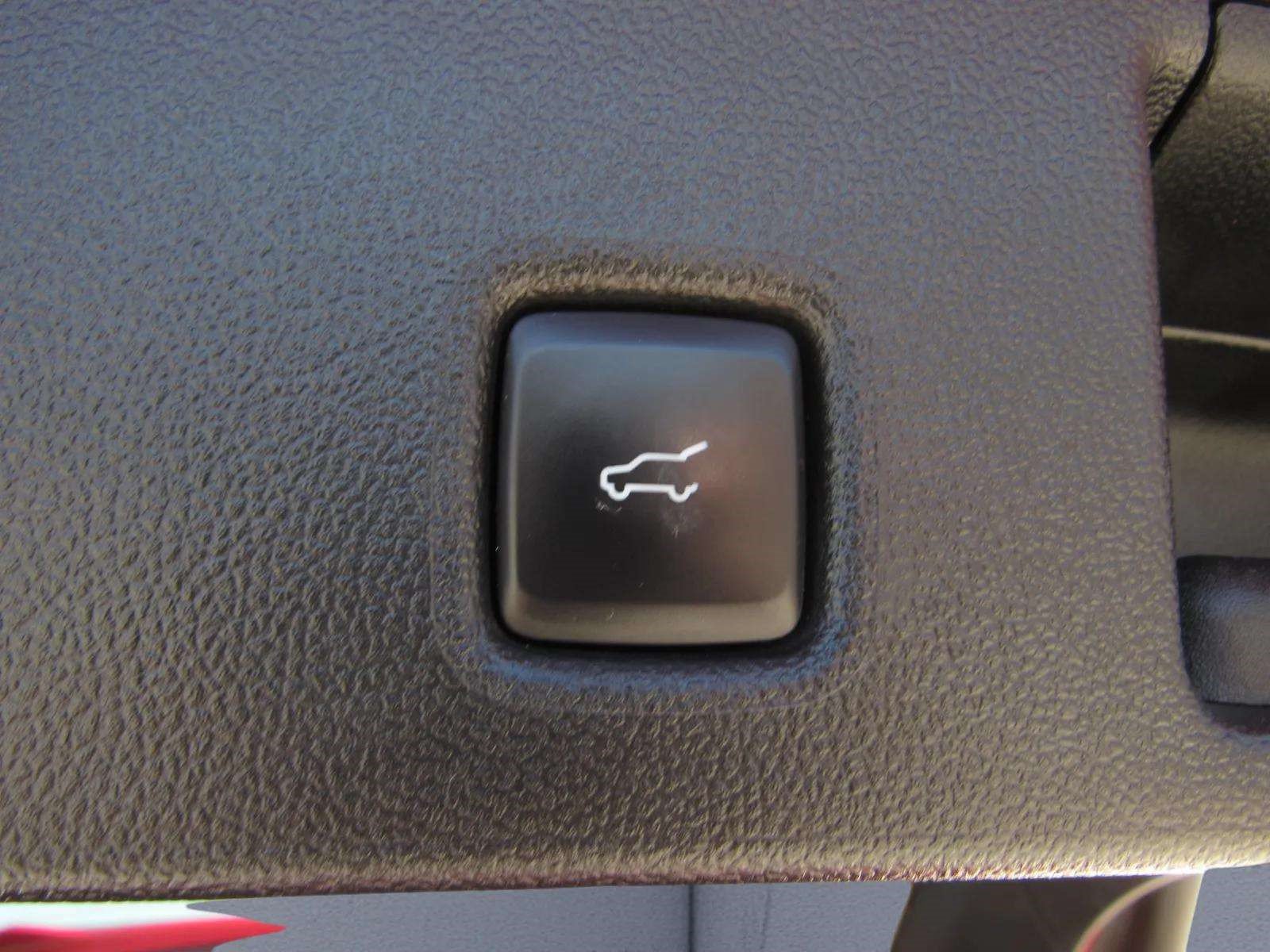 Used 2024 Ford Escape ST-Line AWD/4WD image 13