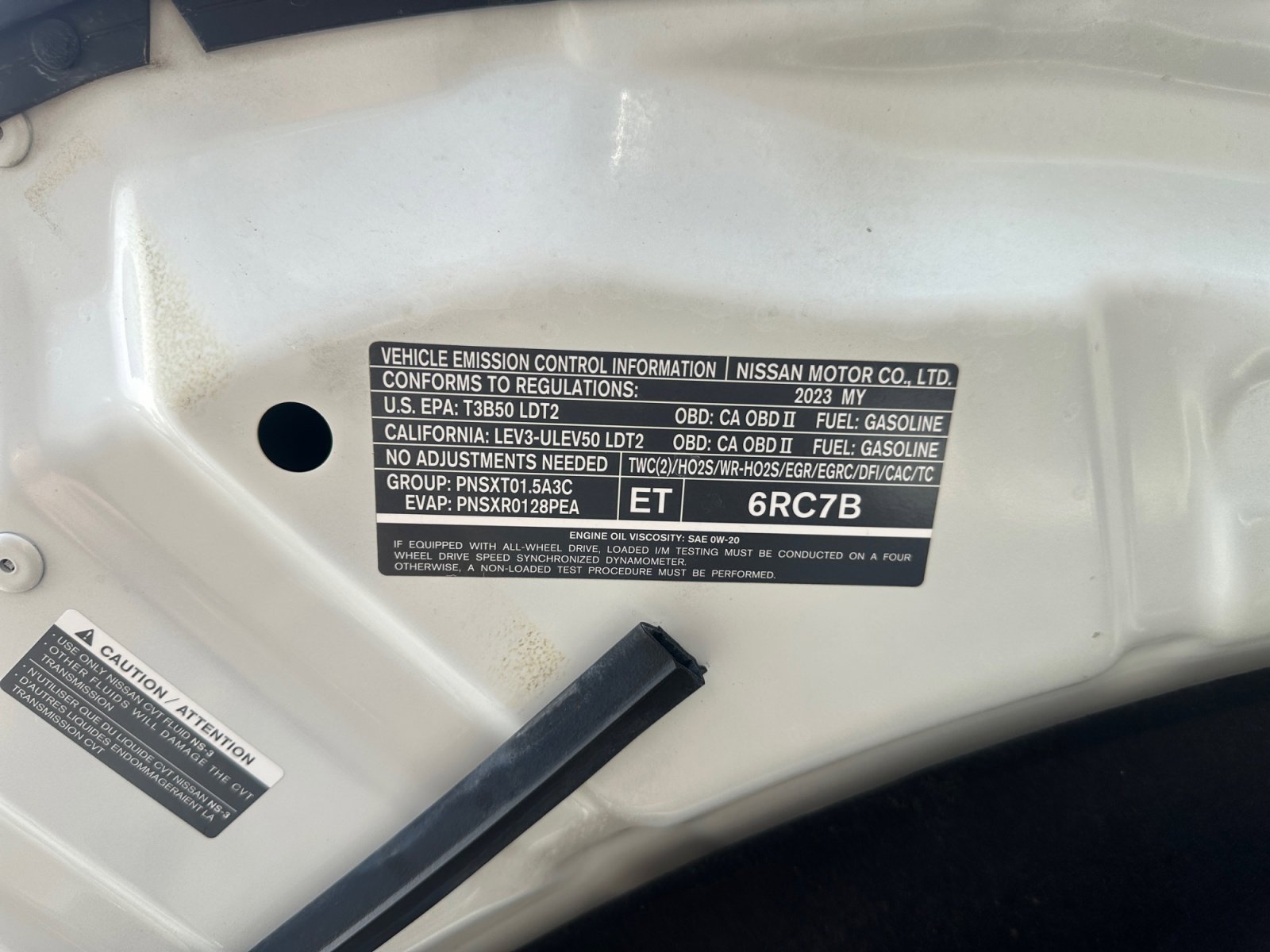 Used 2023 Nissan Rogue SV image 30