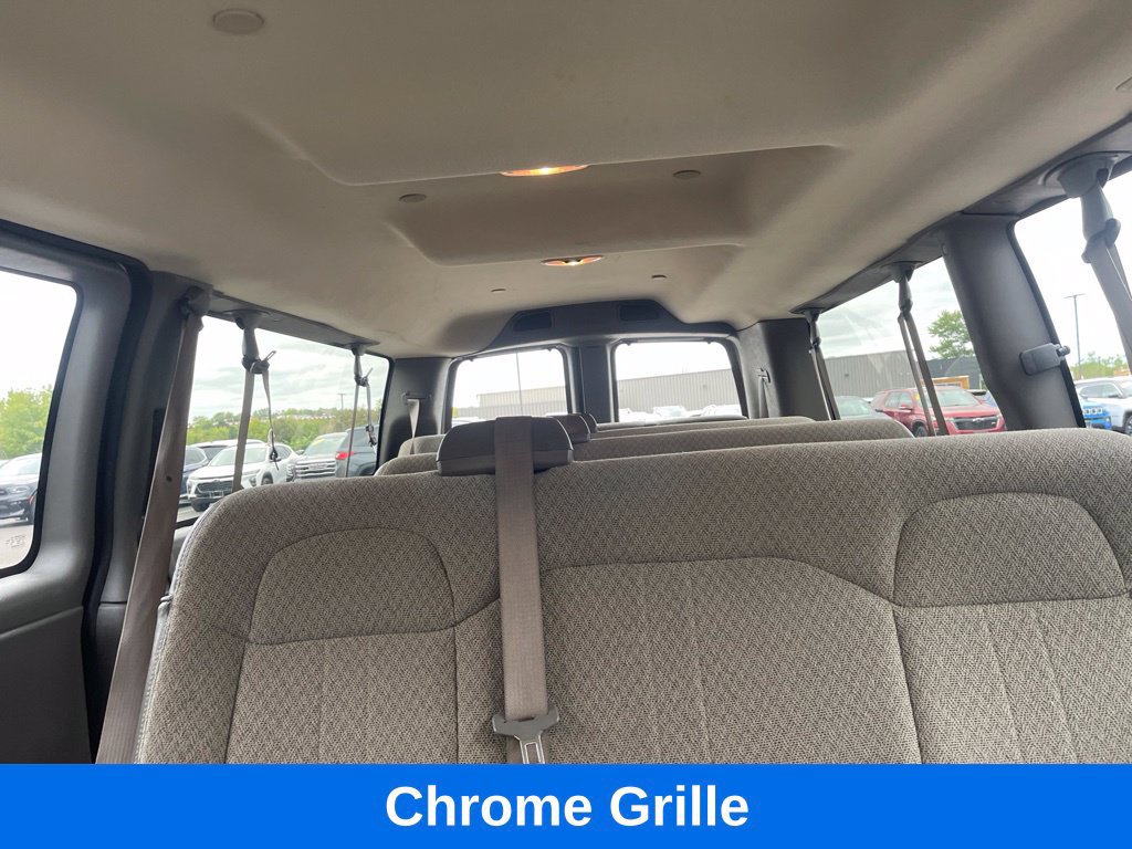 Used 2025 GMC Savana 3500 LT w/ LT Preferred Equipment Group RWD image 18