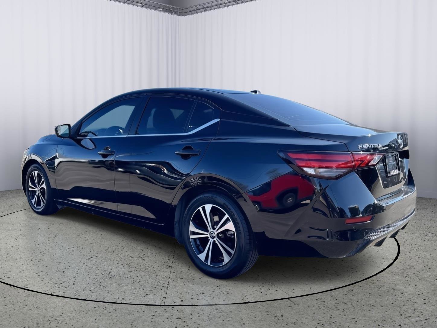 Used 2021 Nissan Sentra SV image 10