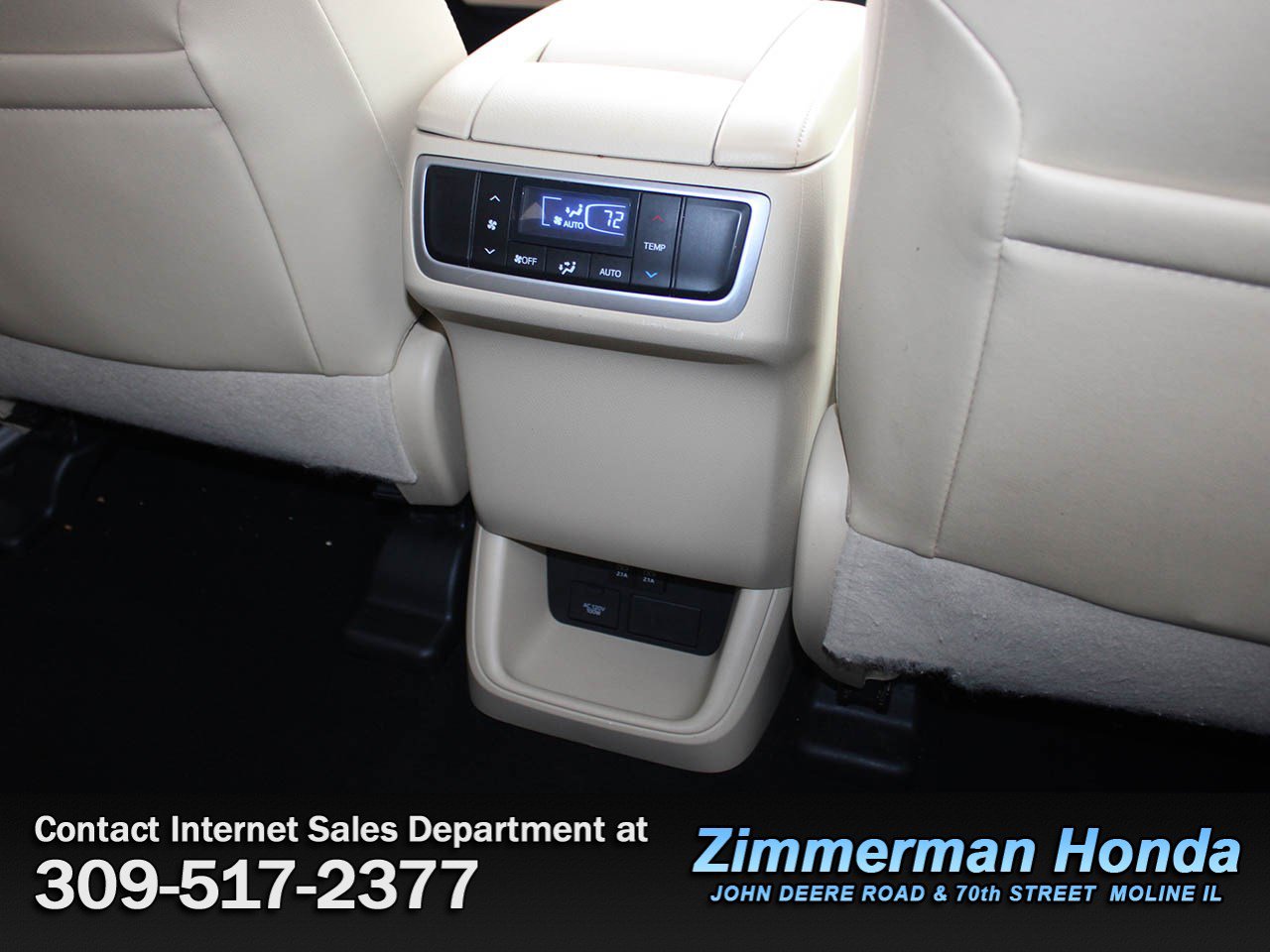 Used 2018 Toyota Highlander Limited image 10