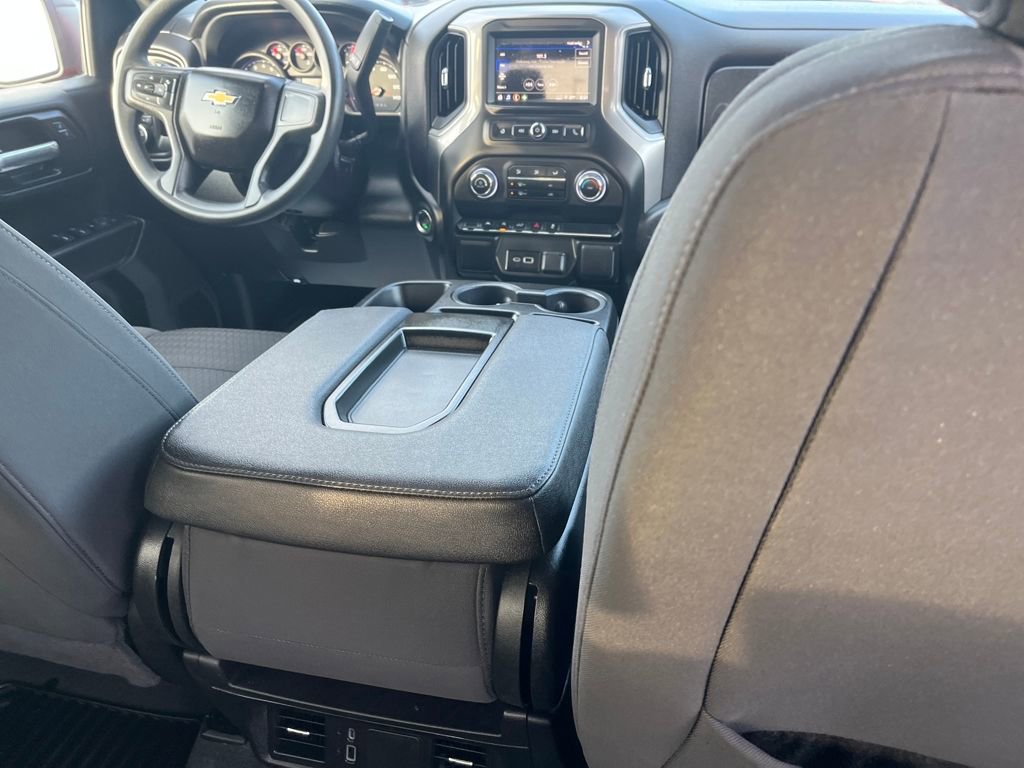 Used 2025 Chevrolet Silverado 1500 Custom w/ Turbomax Blackout Package image 28