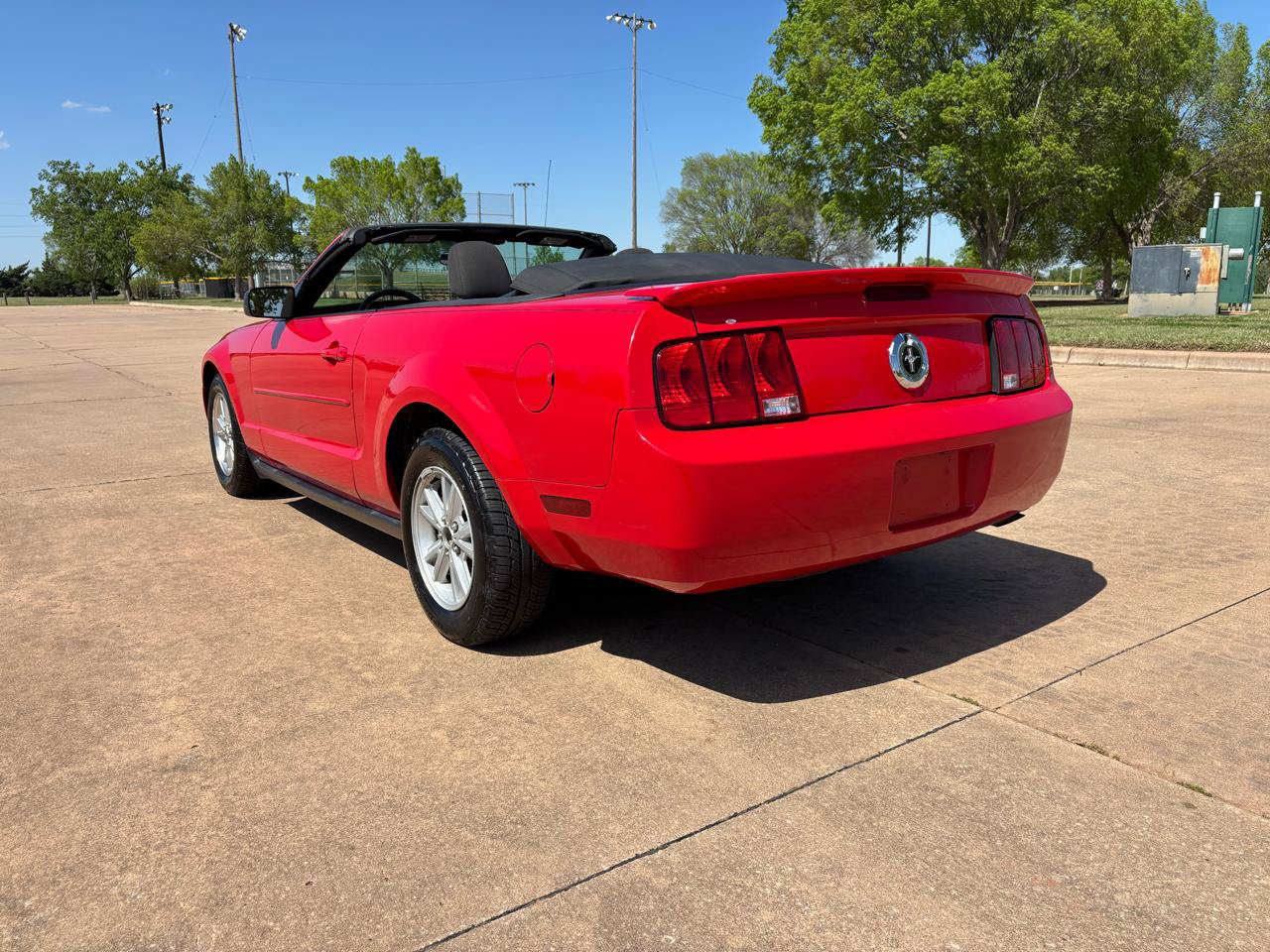 Used 2007 Ford Mustang Premium RWD image 39