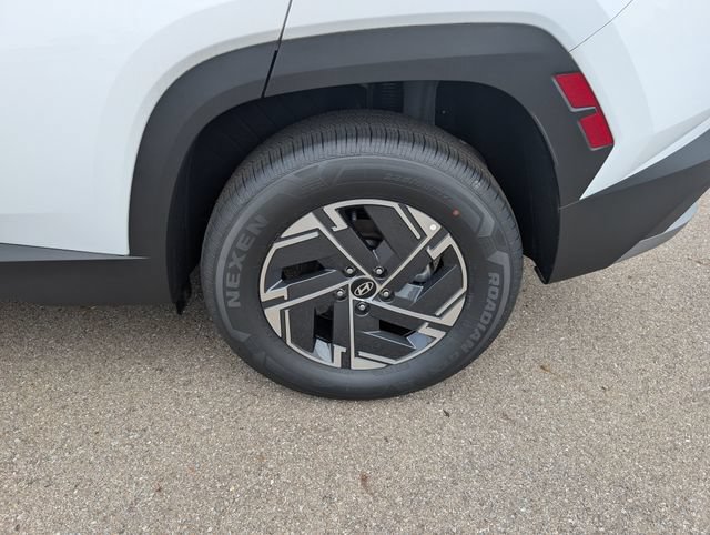 New 2026 Hyundai Tucson Blue SE AWD/4WD image 23
