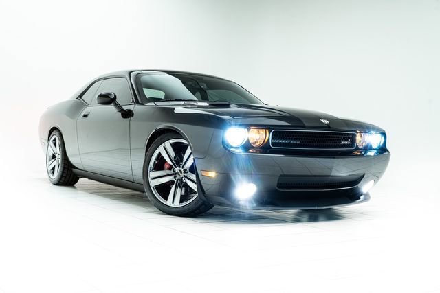 Used 2010 Dodge Challenger SRT8 w/ SRT Option Group II RWD image 5