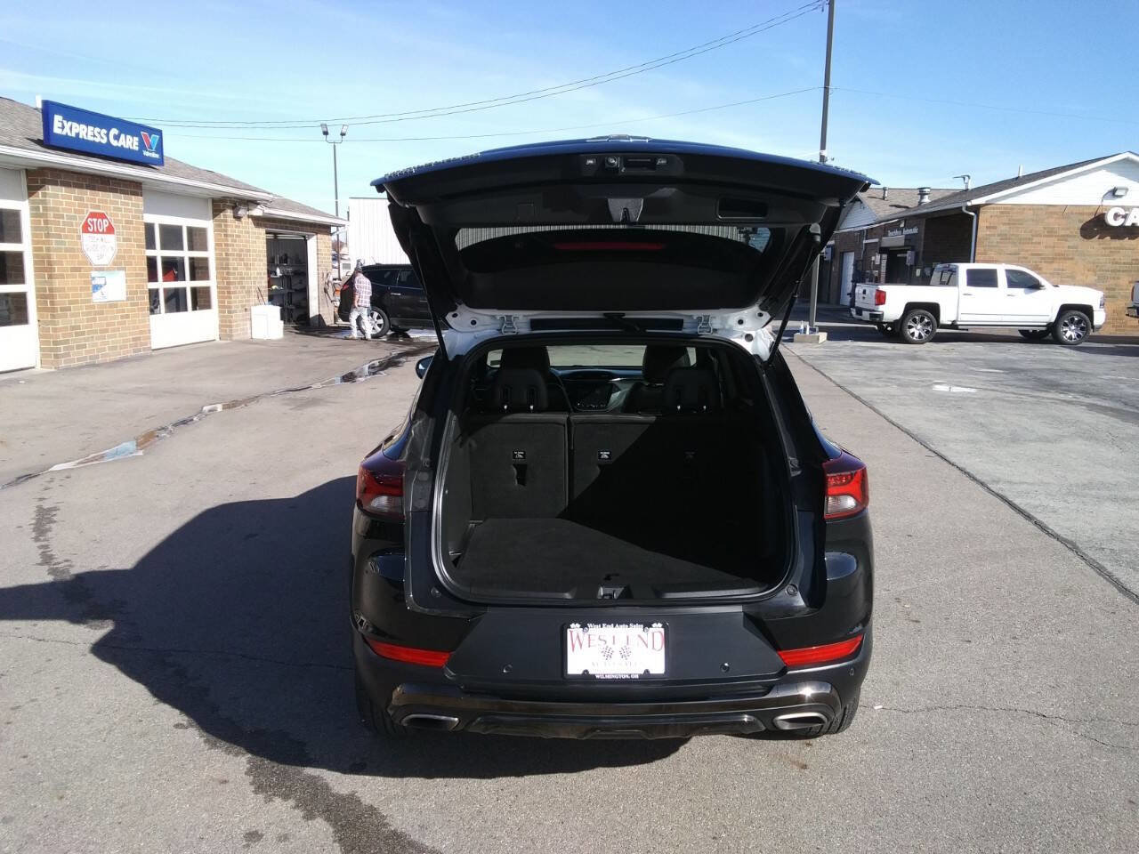 Used 2022 Chevrolet TrailBlazer ACTIV w/ Technology Package image 7