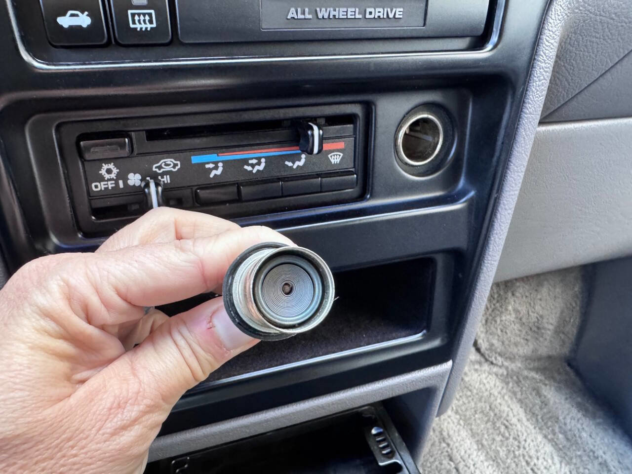 Used 1992 Plymouth Grand Voyager LE image 25