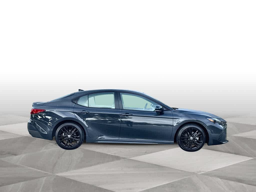 Used 2025 Toyota Camry SE FWD image 9