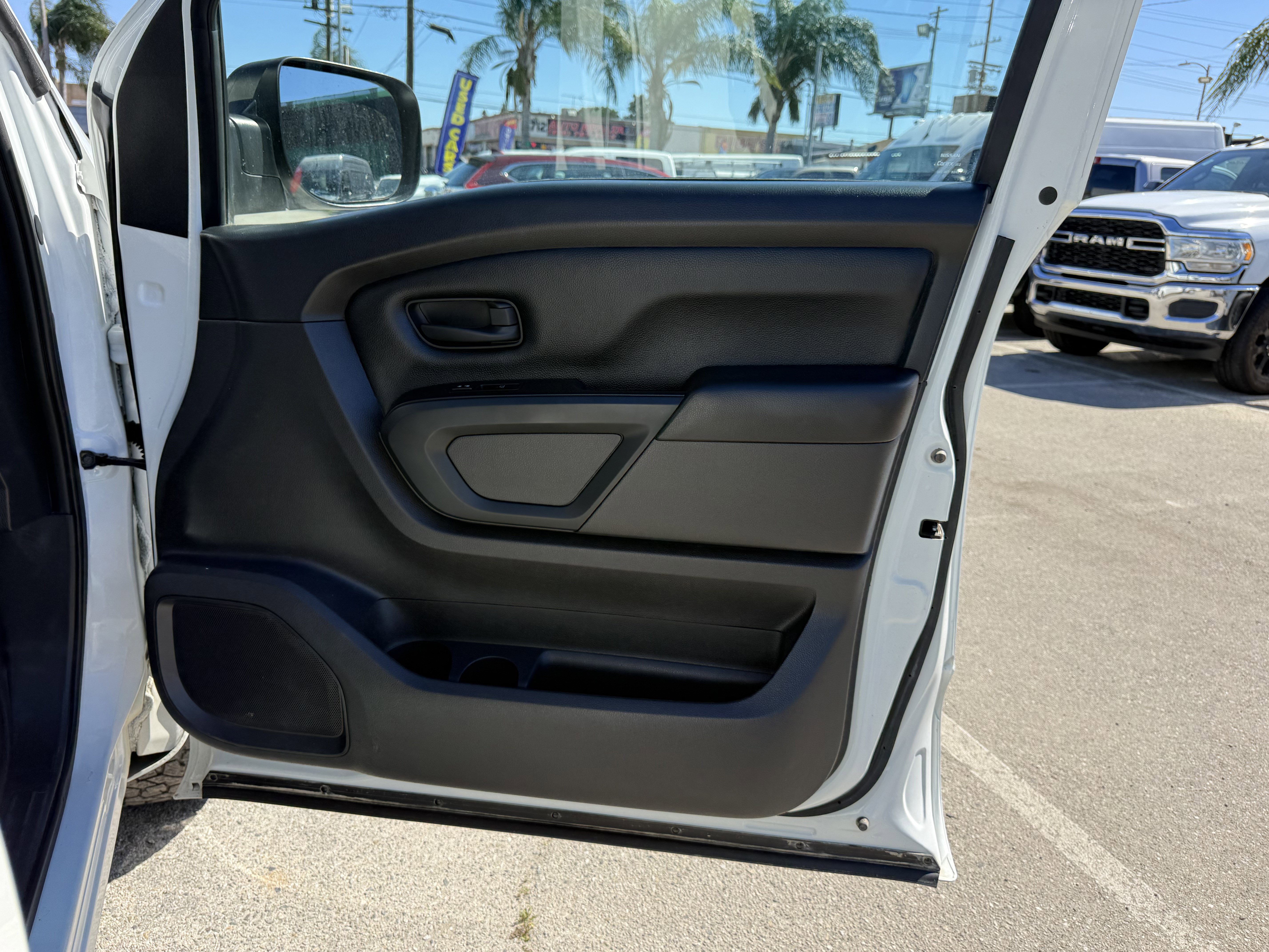 Used 2022 Nissan Titan S w/ S Utility Package image 26