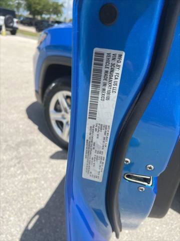 Certified 2024 Jeep Compass Sport image 26